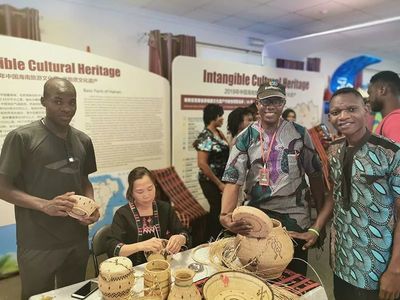 黎藤越洋绽芳华 昌江大仍村非遗传承人陈桂红非洲行记